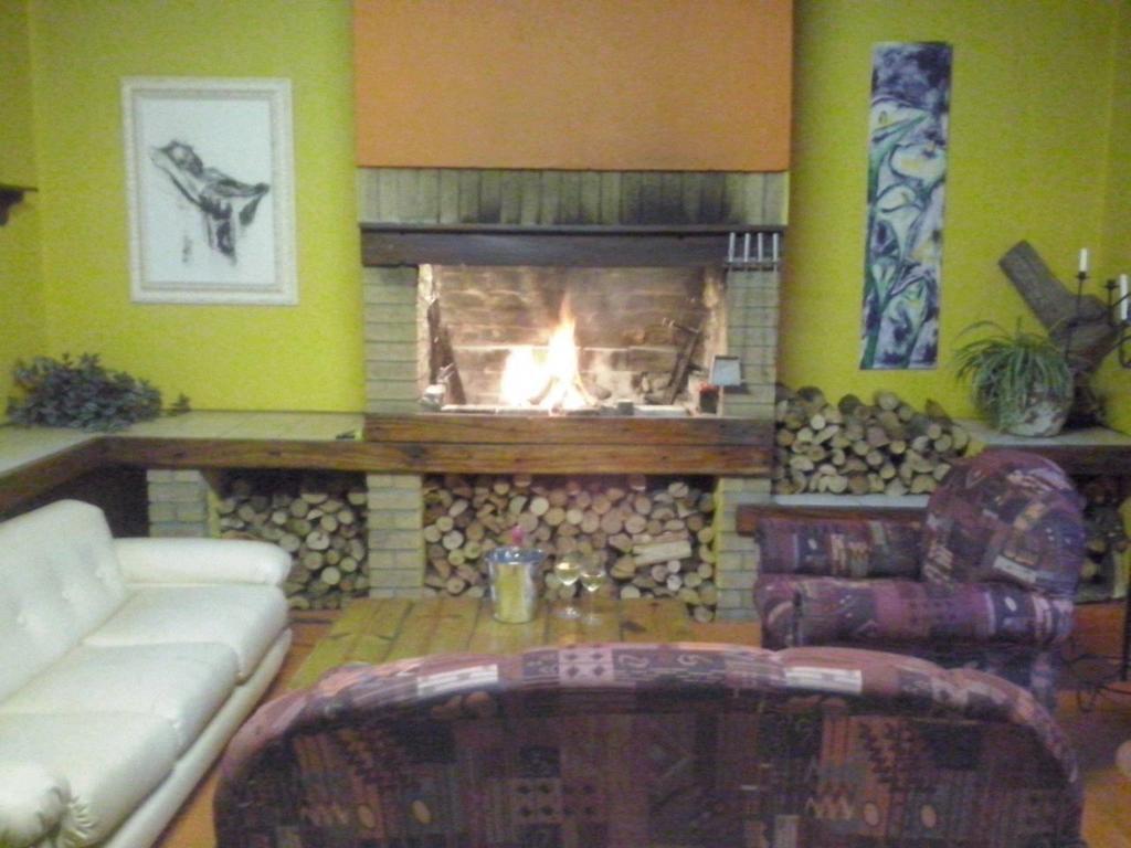 50 On Theal Apartment Parow Exterior photo