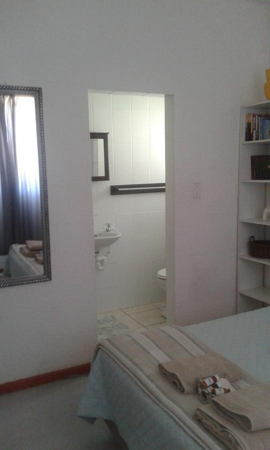 50 On Theal Apartment Parow Exterior photo
