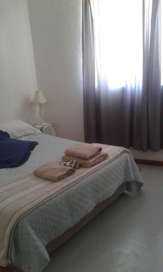 50 On Theal Apartment Parow Exterior photo